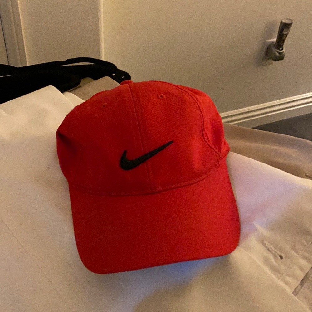 Like New Nike Hat